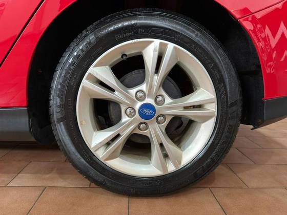 FORD FOCUS 1.6 S 16V FLEX 4P POWERSHIFT